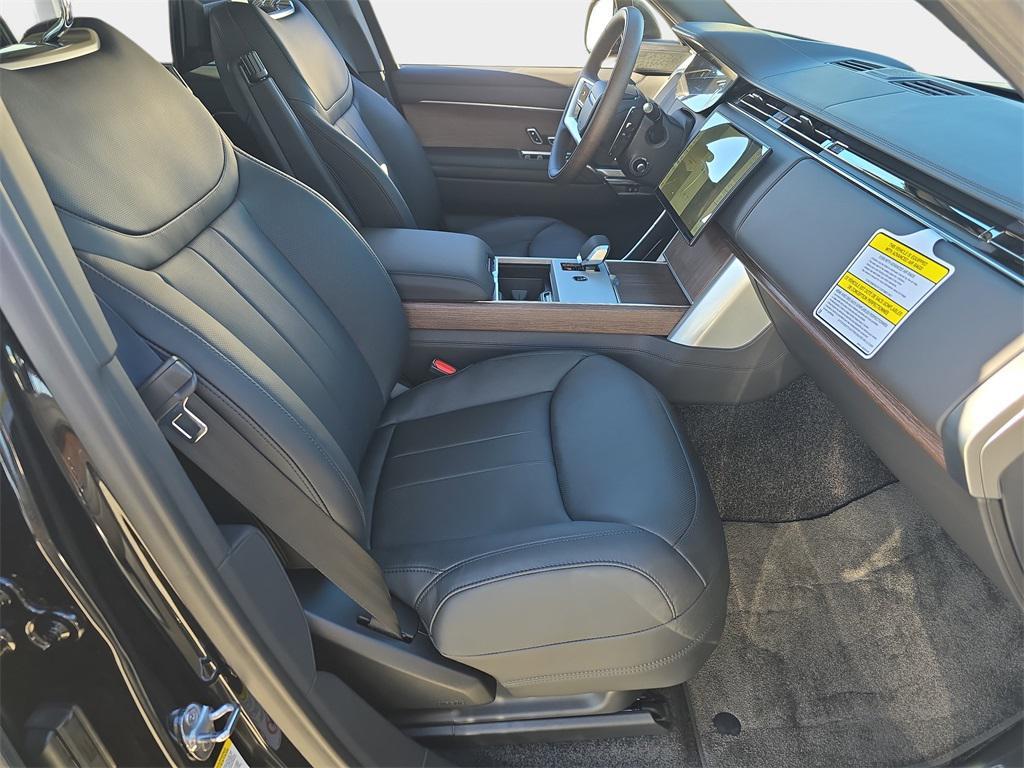 new 2025 Land Rover Range Rover car, priced at $190,555
