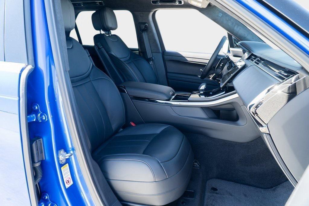 new 2025 Land Rover Range Rover Sport car, priced at $137,300