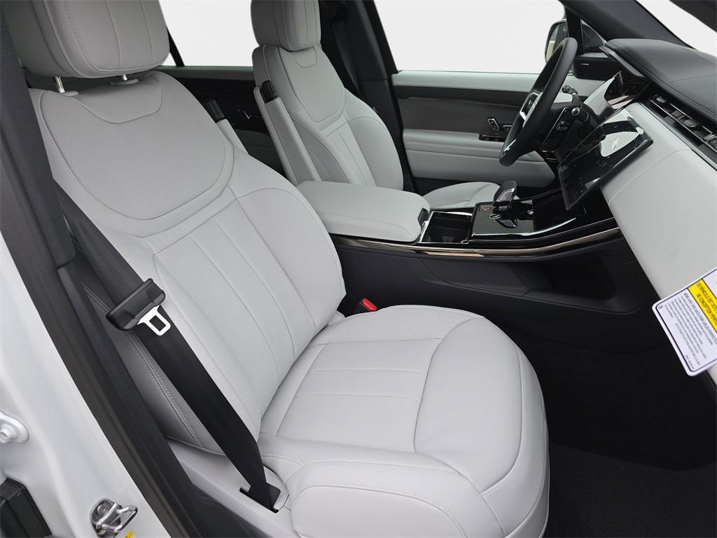 new 2025 Land Rover Range Rover Sport car, priced at $90,550