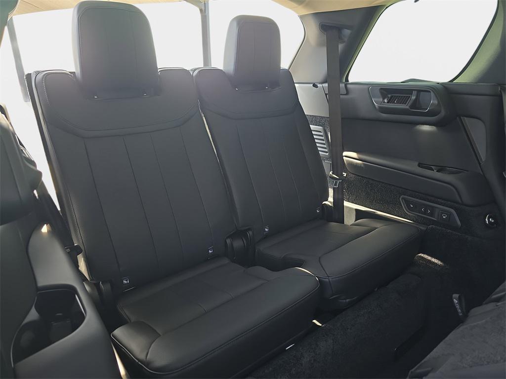 new 2025 Land Rover Range Rover car, priced at $150,205