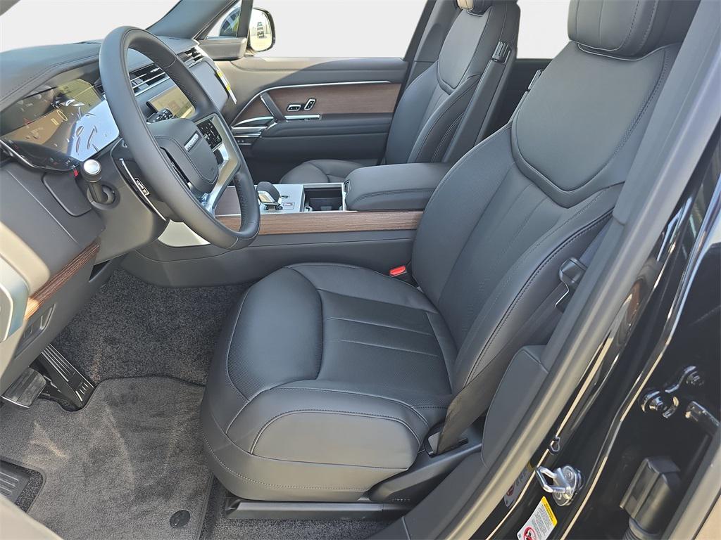 new 2025 Land Rover Range Rover car, priced at $150,205