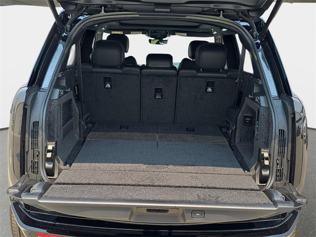 new 2025 Land Rover Range Rover car, priced at $167,625