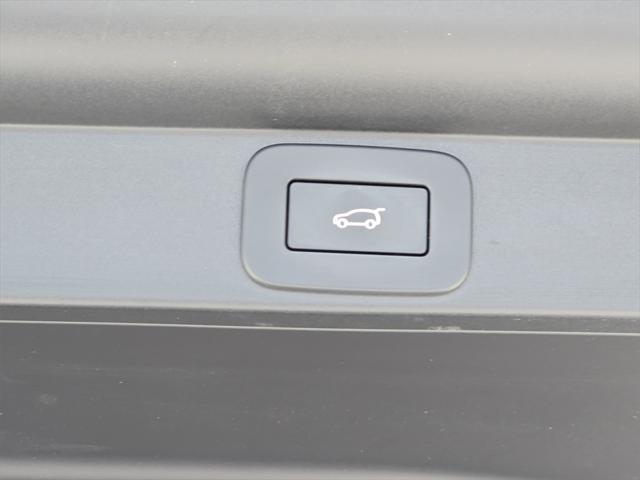 used 2023 Land Rover Range Rover car, priced at $108,990