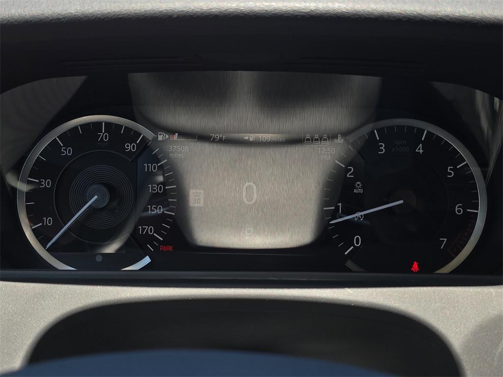 used 2022 Land Rover Range Rover Velar car, priced at $36,400