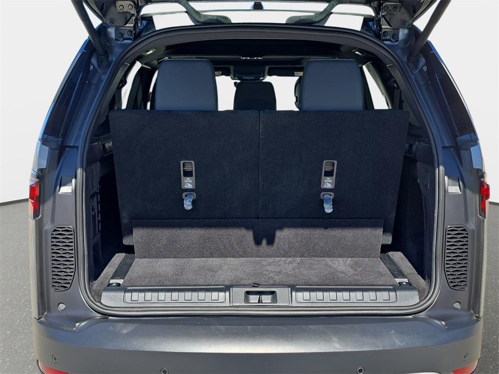 used 2025 Land Rover Discovery car, priced at $54,440