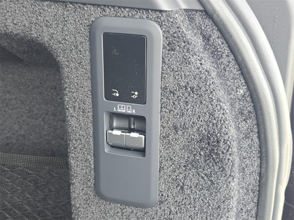 new 2025 Land Rover Range Rover car, priced at $144,205