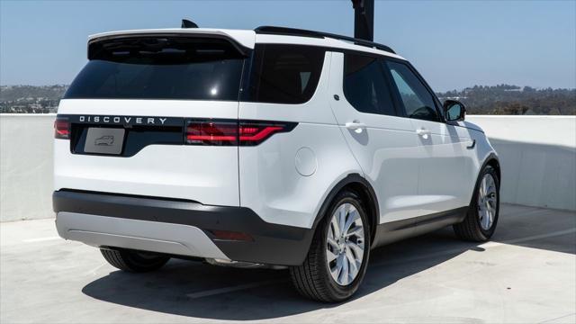 new 2024 Land Rover Discovery car, priced at $63,668