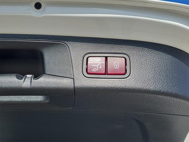 used 2021 Mercedes-Benz GLA 250 car, priced at $22,989