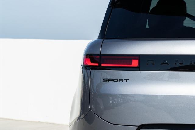 new 2025 Land Rover Range Rover Sport car, priced at $91,805