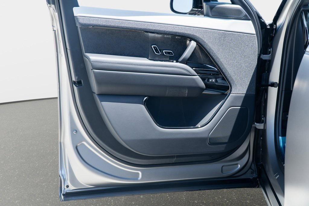 new 2025 Land Rover Range Rover Sport car, priced at $140,990