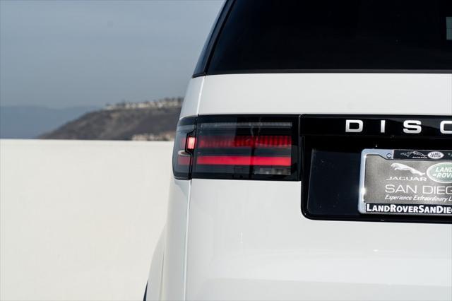 new 2025 Land Rover Discovery car, priced at $84,513