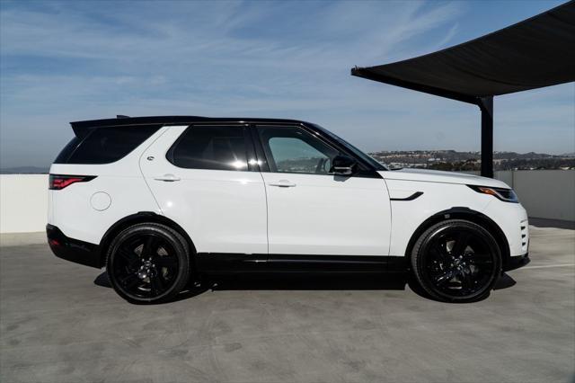 new 2025 Land Rover Discovery car, priced at $84,513