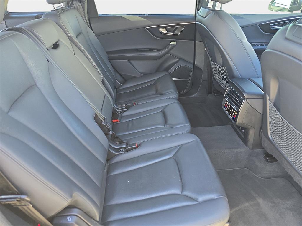 used 2023 Audi Q7 car, priced at $37,290