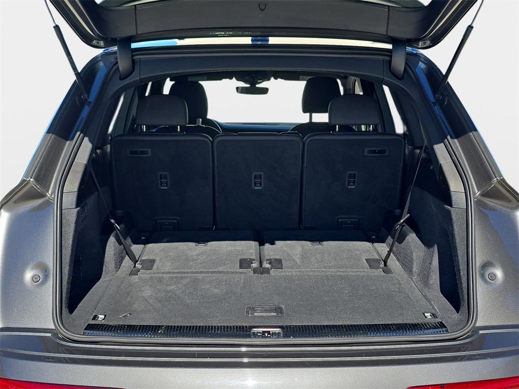 used 2023 Audi Q7 car, priced at $37,290