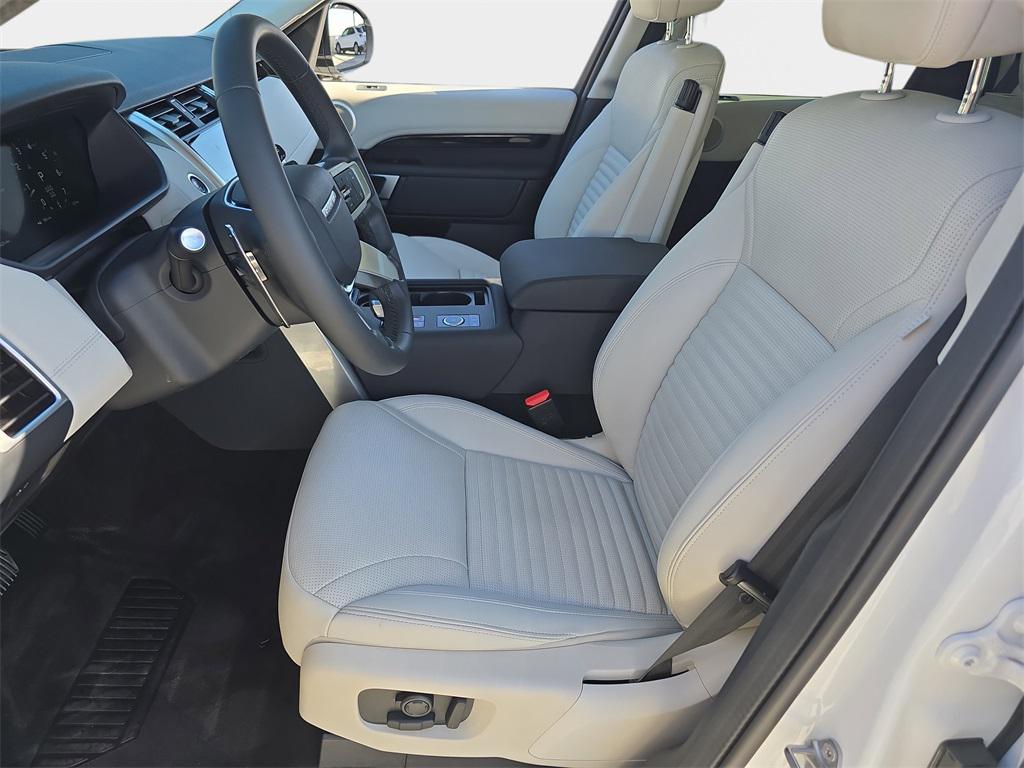 used 2024 Land Rover Discovery car, priced at $40,491