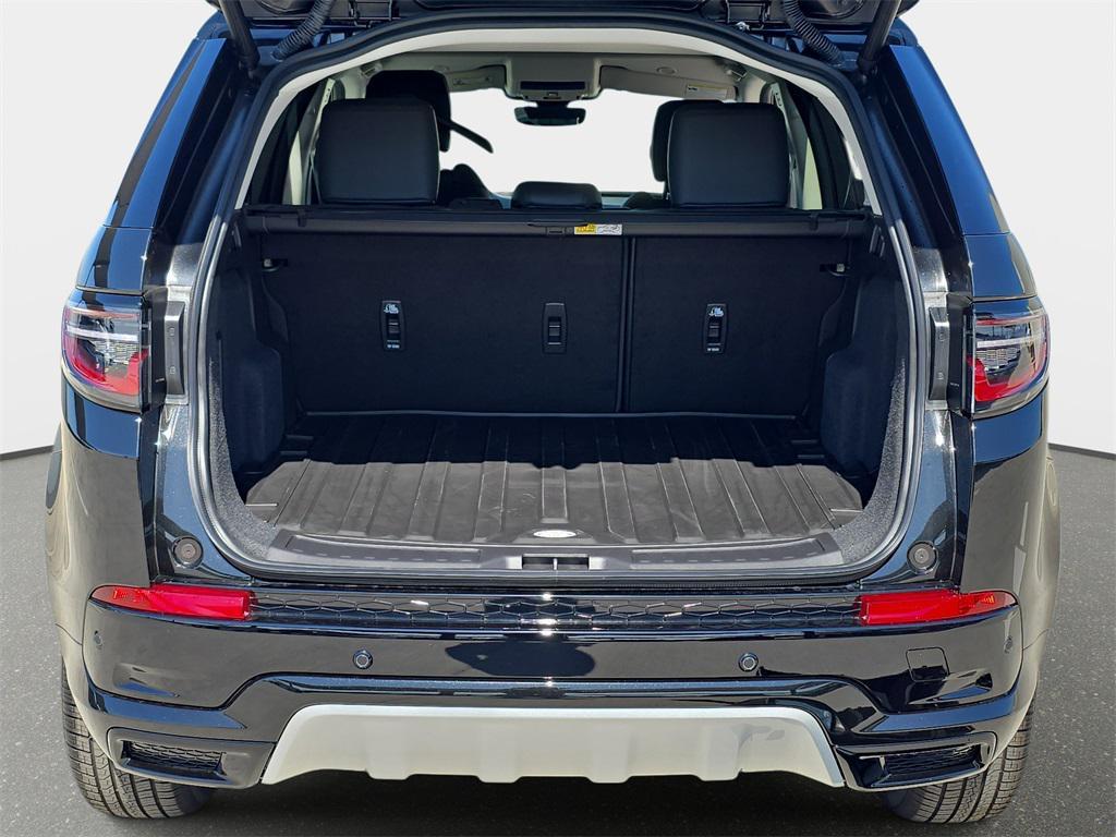 new 2025 Land Rover Discovery Sport car, priced at $52,368
