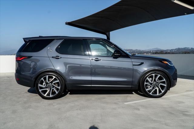 new 2025 Land Rover Discovery car, priced at $66,893