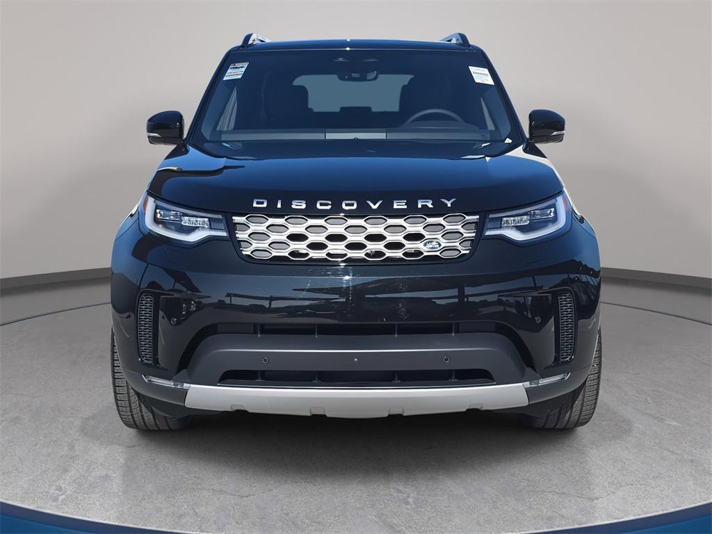 new 2025 Land Rover Discovery car, priced at $70,193