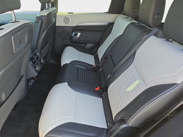 used 2023 Land Rover Discovery car, priced at $50,840