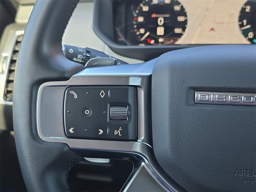 used 2023 Land Rover Discovery car, priced at $47,998