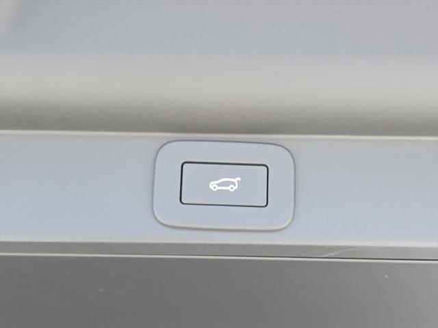 new 2025 Land Rover Range Rover car, priced at $126,715