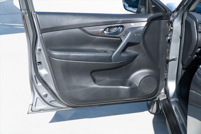 used 2019 Nissan Rogue car, priced at $12,498