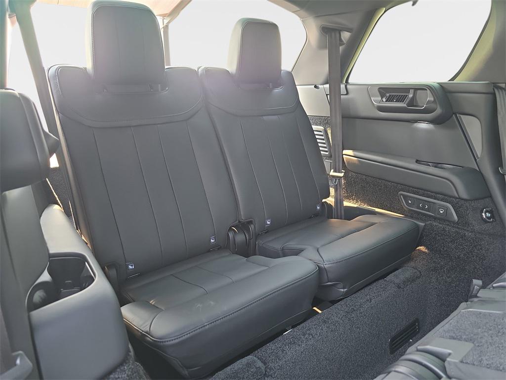new 2025 Land Rover Range Rover car, priced at $167,625