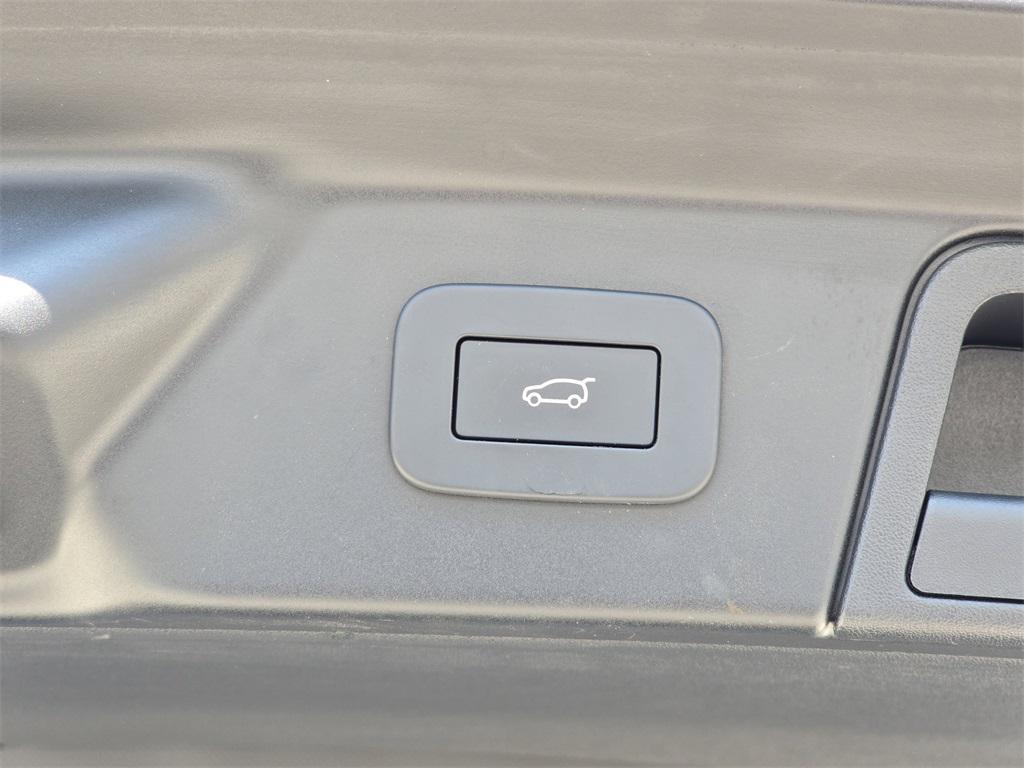 used 2025 Land Rover Range Rover Velar car, priced at $44,999