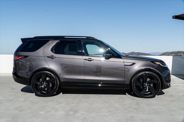 new 2025 Land Rover Discovery car, priced at $85,403