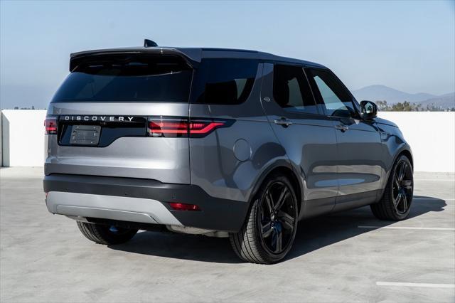 new 2025 Land Rover Discovery car, priced at $67,090