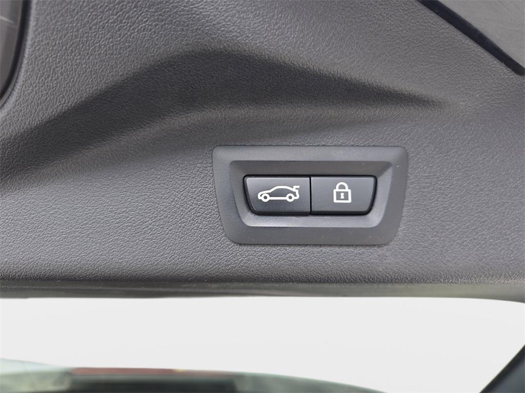 used 2021 BMW X7 car, priced at $38,240