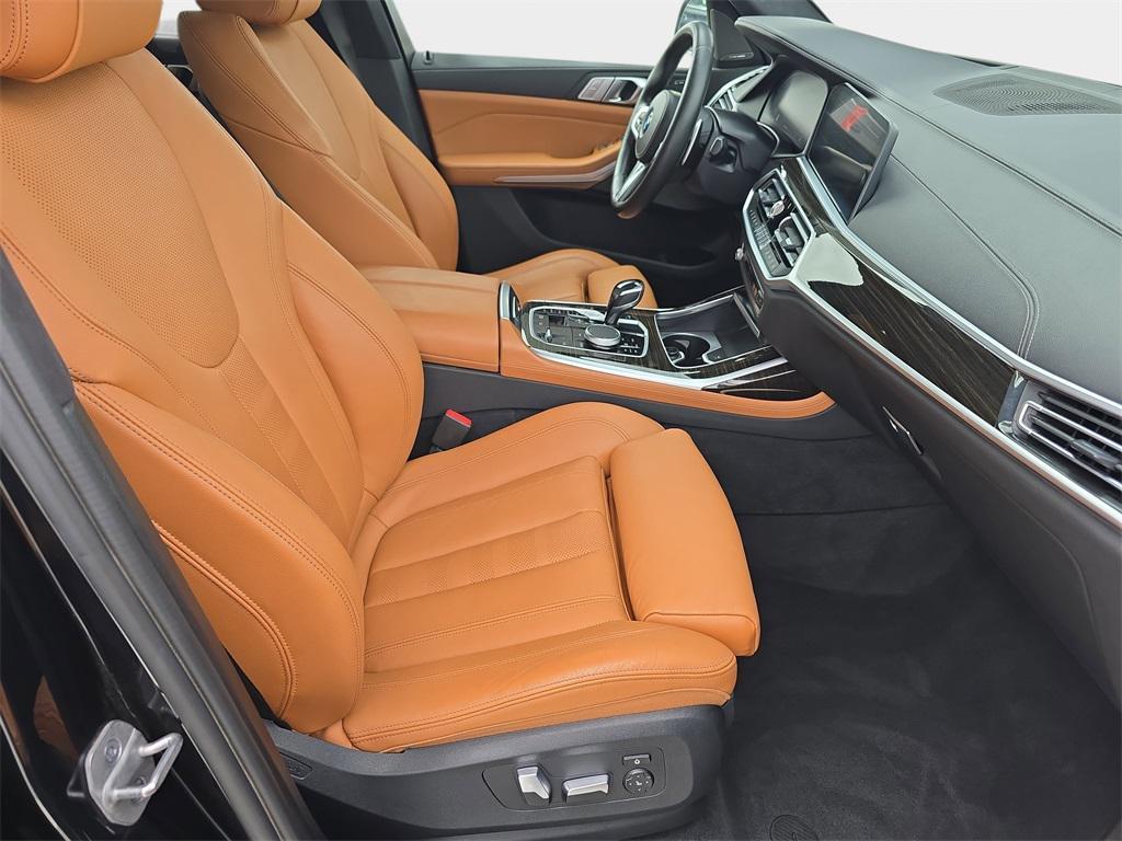 used 2021 BMW X7 car, priced at $38,240