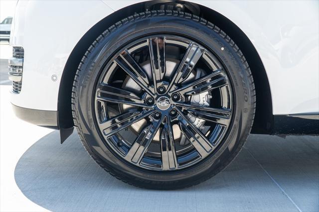 new 2025 Land Rover Range Rover car, priced at $135,465