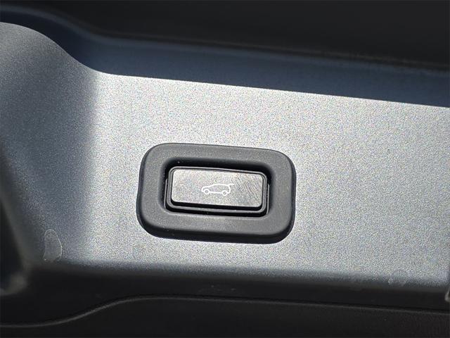 used 2020 Land Rover Range Rover Evoque car, priced at $26,490