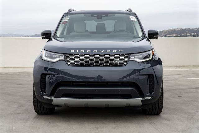 new 2025 Land Rover Discovery car, priced at $68,268