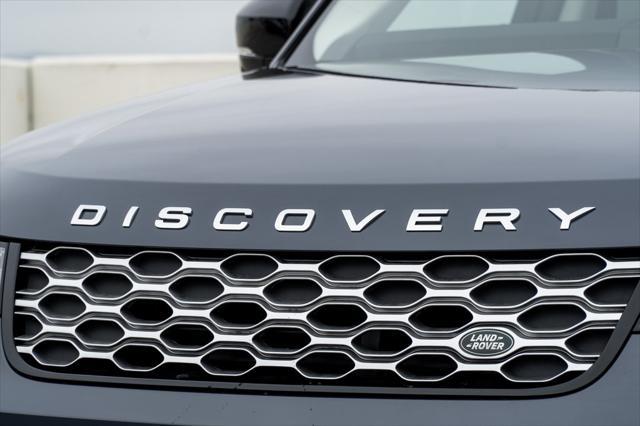 new 2025 Land Rover Discovery car, priced at $68,268