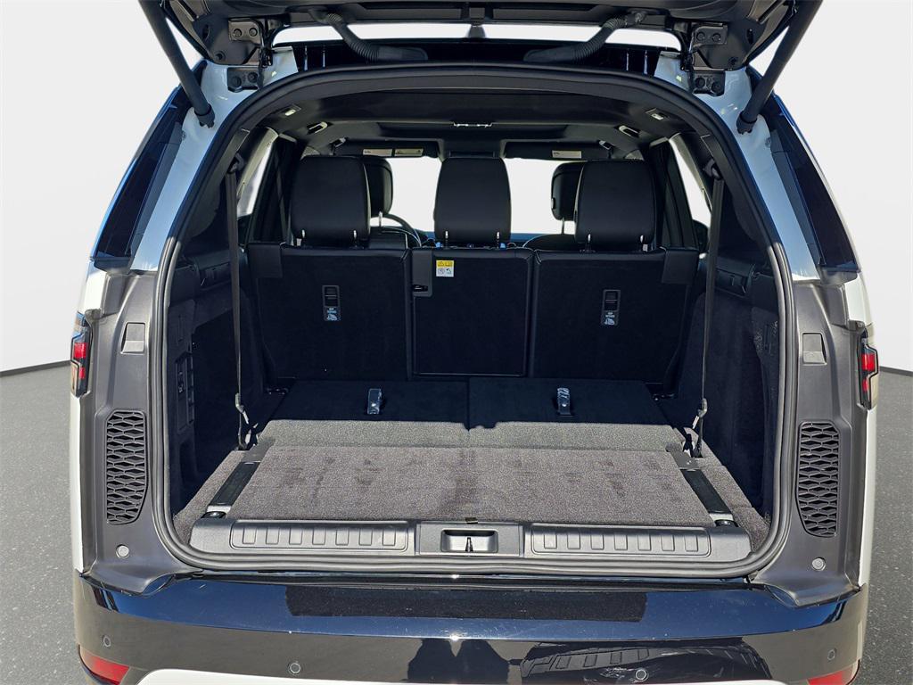 used 2025 Land Rover Discovery car, priced at $61,540