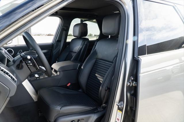 new 2025 Land Rover Discovery car, priced at $75,563