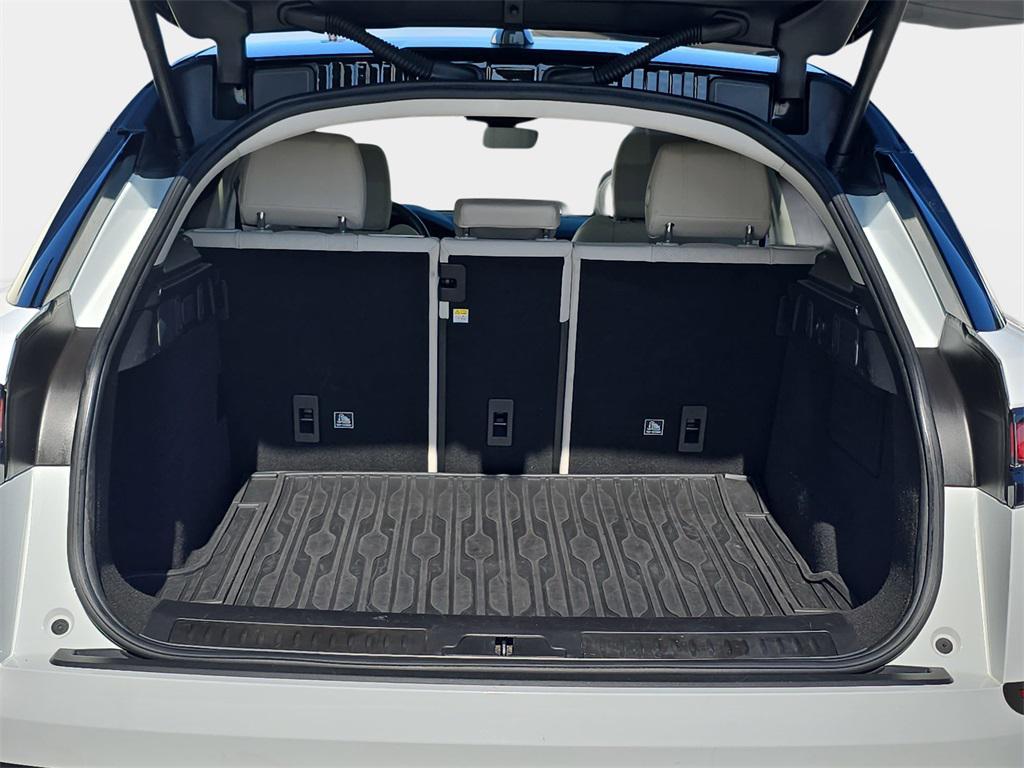 used 2020 Land Rover Range Rover Velar car, priced at $27,279