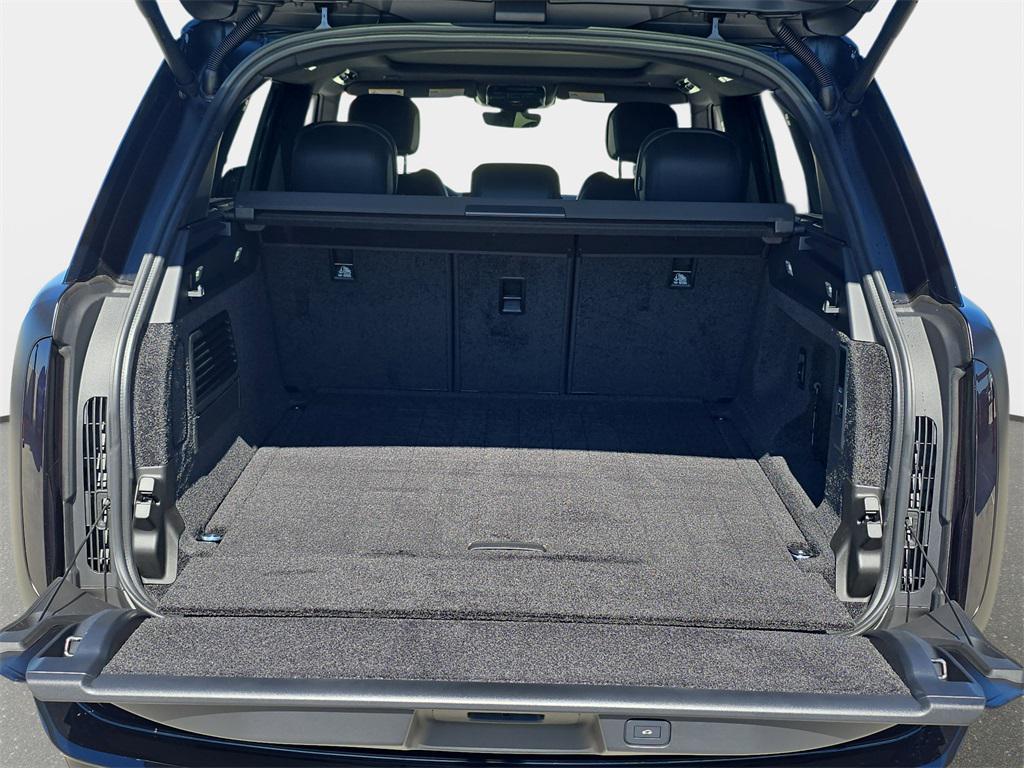 new 2025 Land Rover Range Rover car, priced at $150,025