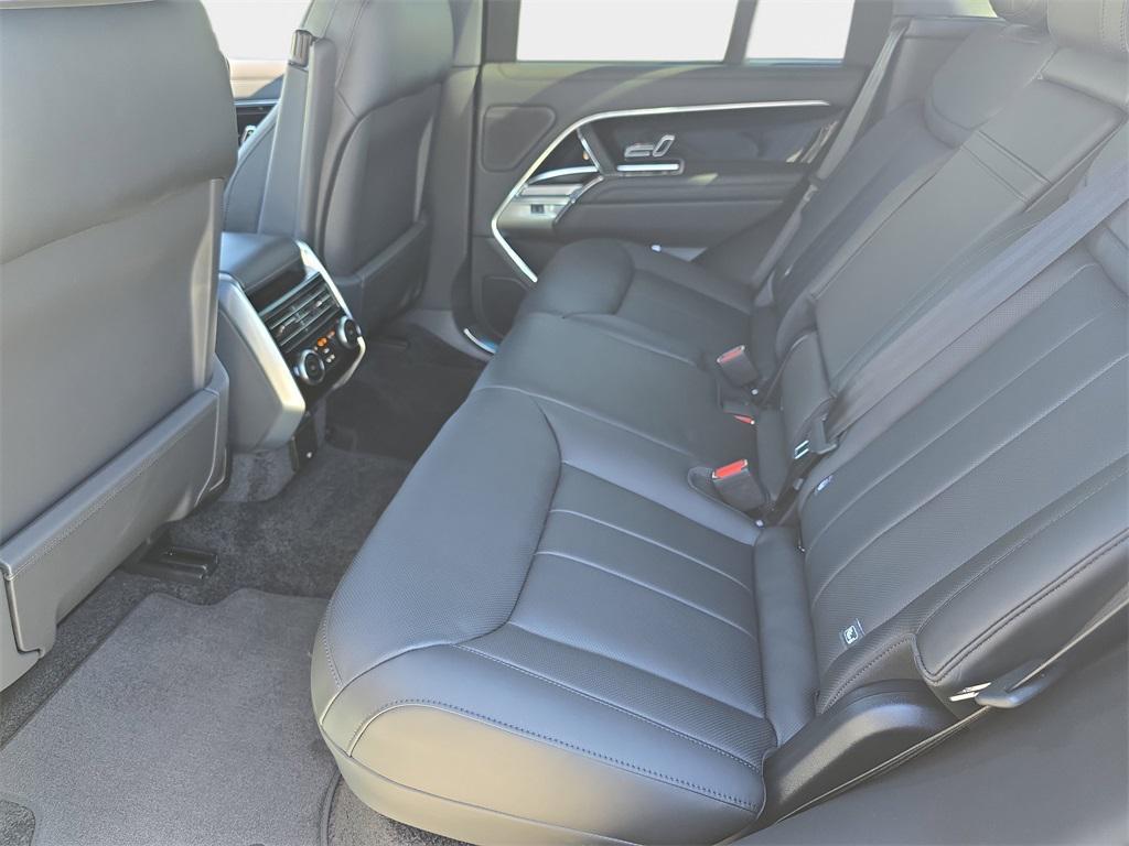 new 2025 Land Rover Range Rover car, priced at $150,025