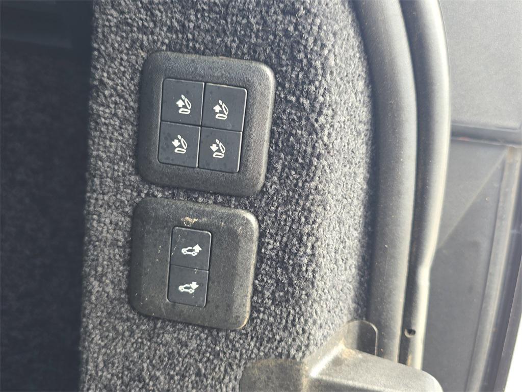 used 2021 Land Rover Range Rover car, priced at $52,220