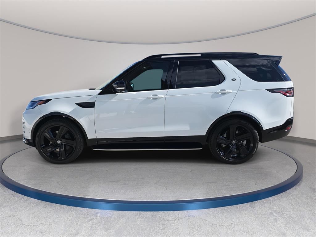 used 2025 Land Rover Discovery car, priced at $59,490