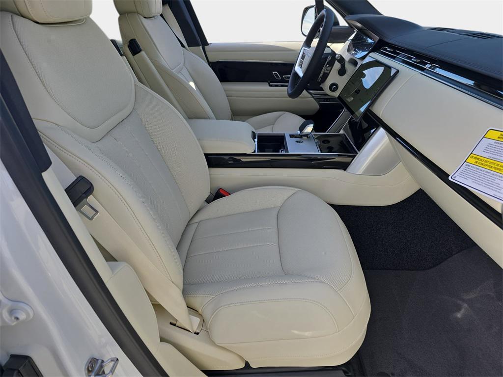 new 2025 Land Rover Range Rover car, priced at $133,205