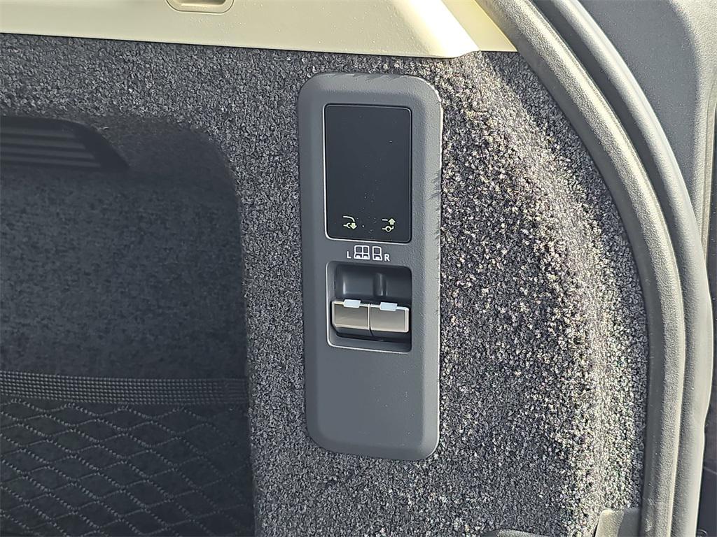 new 2025 Land Rover Range Rover car, priced at $133,205