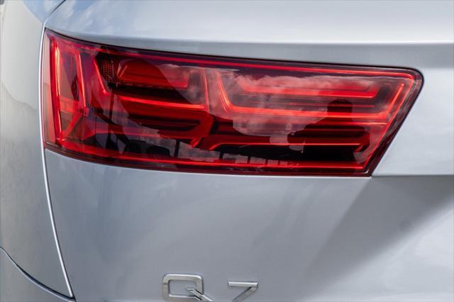 used 2019 Audi Q7 car, priced at $22,130