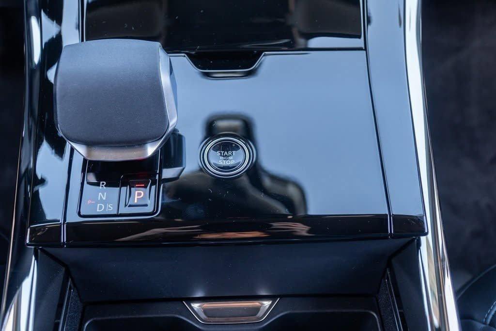 new 2025 Land Rover Range Rover Sport car, priced at $111,560