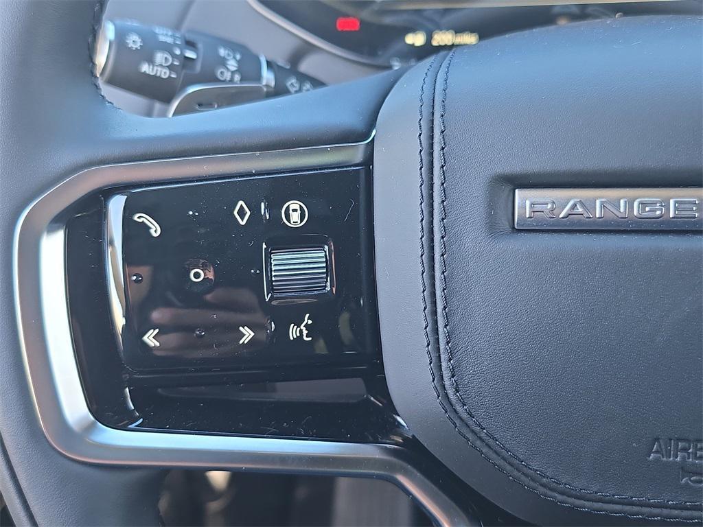 new 2025 Land Rover Range Rover Sport car, priced at $92,715