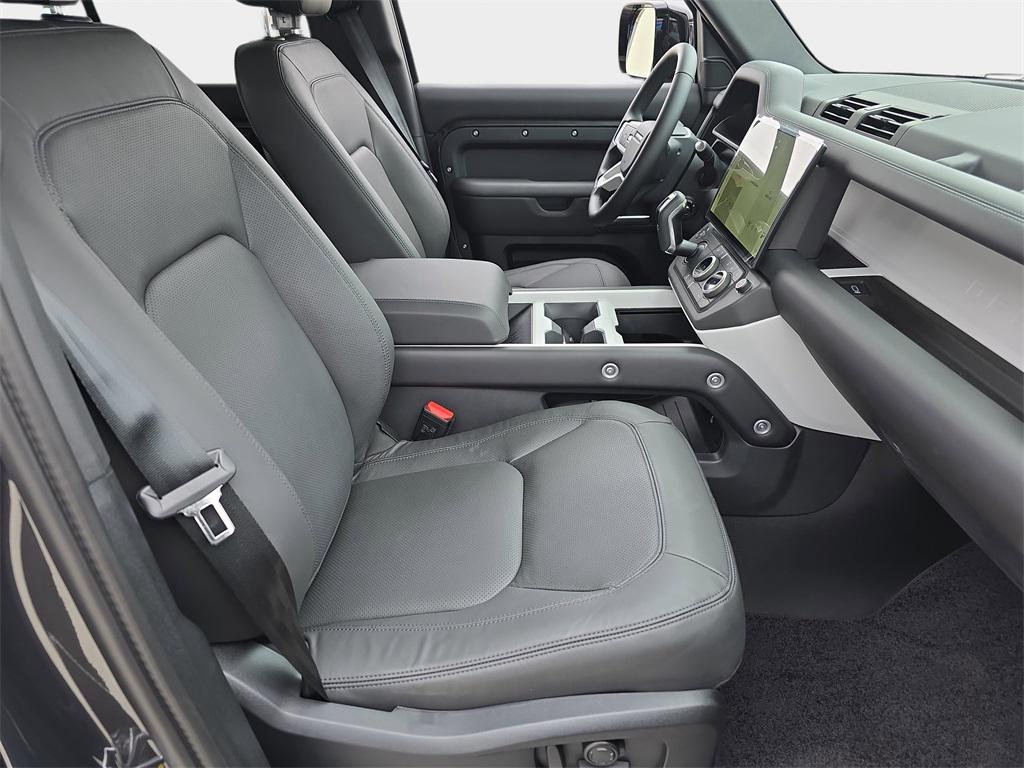 new 2026 Land Rover Defender car
