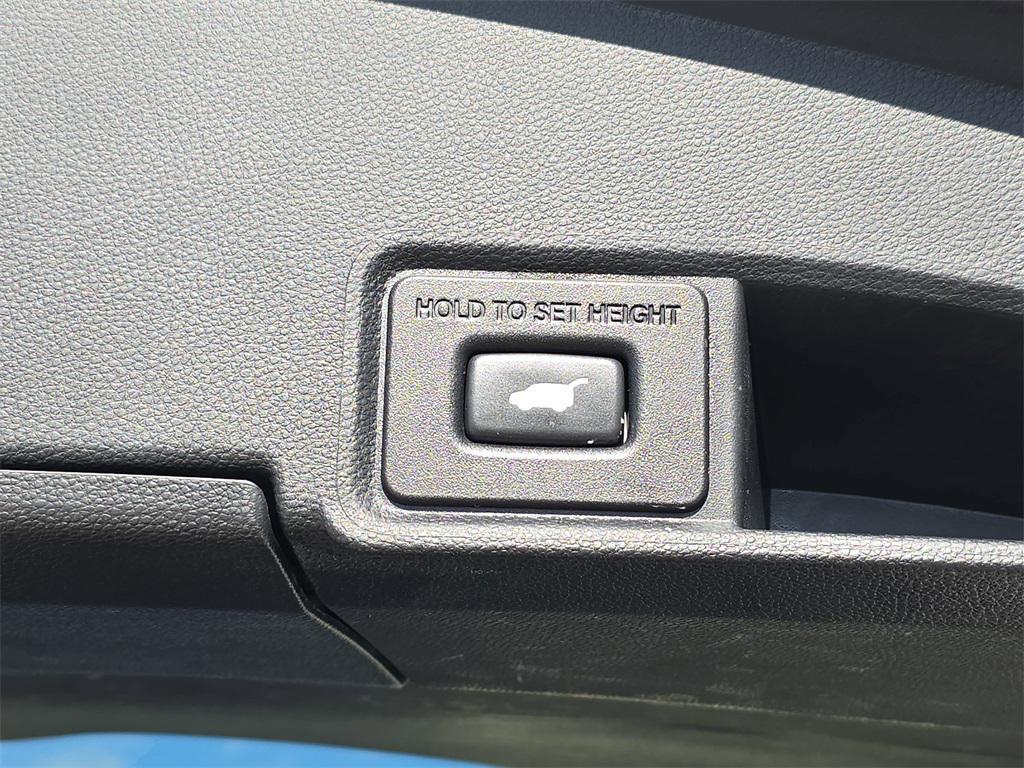 used 2020 Acura RDX car, priced at $23,110